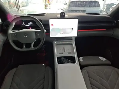 Nio EC6