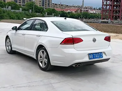 Volkswagen Lamando