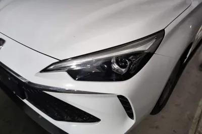 Roewe i5