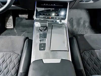 Audi A7L