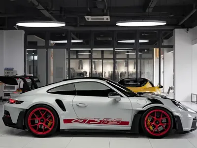 Porsche 911