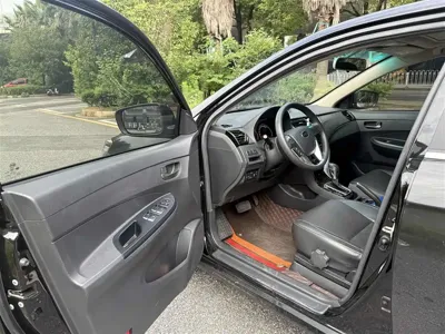 BYD F3