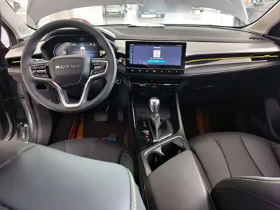 Roewe i5