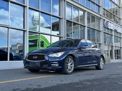 Infiniti Q50L