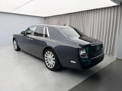 Rolls-Royce Phantom
