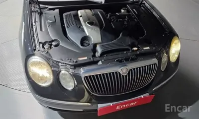 Kia Opirus