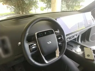 Li Auto Li L8
