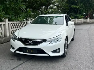 Toyota Reiz