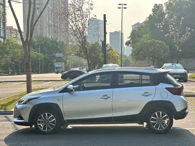 Toyota Yaris L