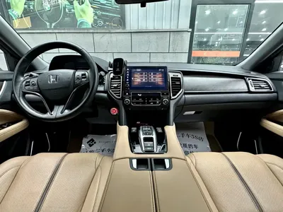 Honda UR-V