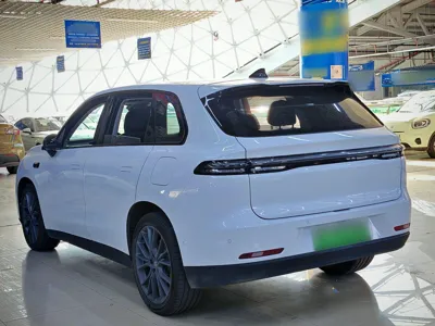 Leapmotor C10