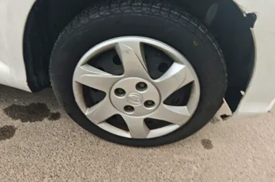 BYD e1