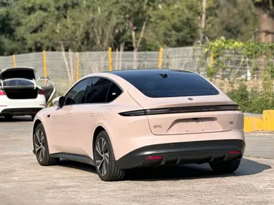 Nio ET5
