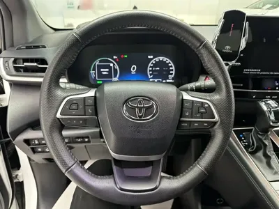 Toyota Granvia