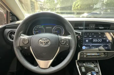 Toyota Corolla Hybrid E+