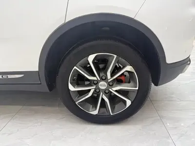 Geely Emgrand GS