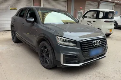 Audi Q2L