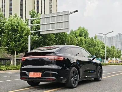 智界 Zhijie R7