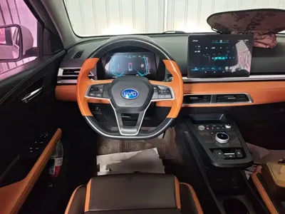 BYD e2