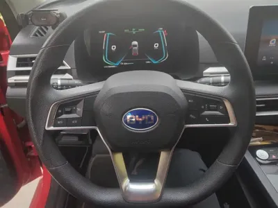 BYD e2