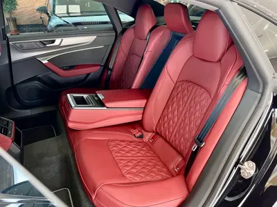 Audi A7L