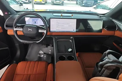 Xpeng G9