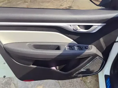 Geely Vision