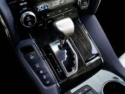 Lexus LM
