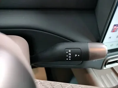 Li Auto Li MEGA