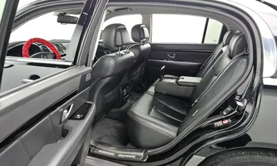 Kia Opirus