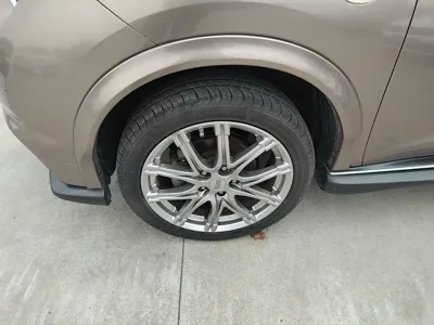 Infiniti ESQ