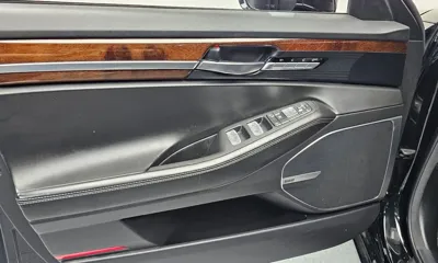 Genesis EQ900