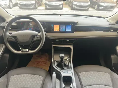Roewe i5