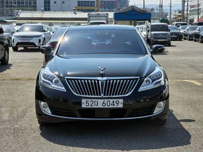 Hyundai Equus