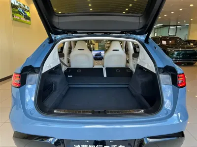 智界 Zhijie R7