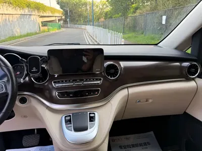 Mercedes-Benz V-Class