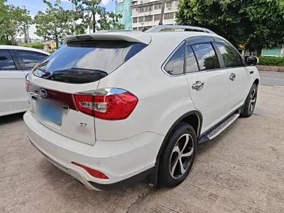 BYD S7