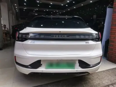 Zeekr 001