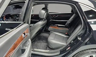 Hyundai Equus