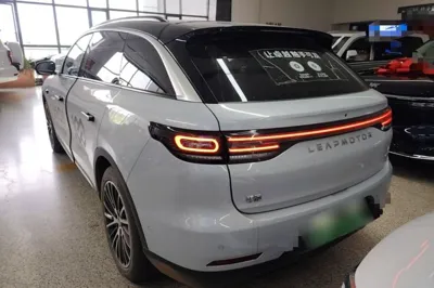 Leapmotor C11