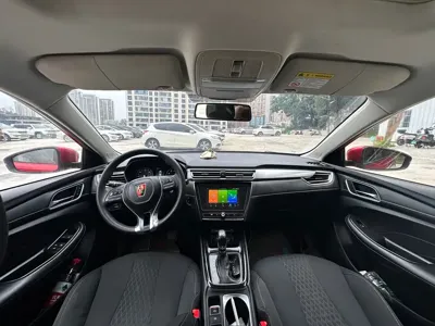 Roewe i5