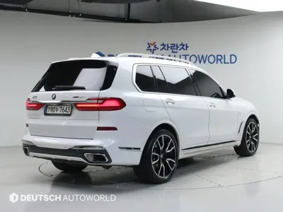 BMW X7