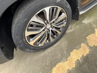 Roewe RX8