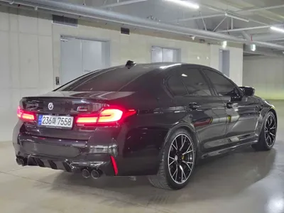 BMW M5