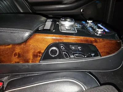 Genesis EQ900