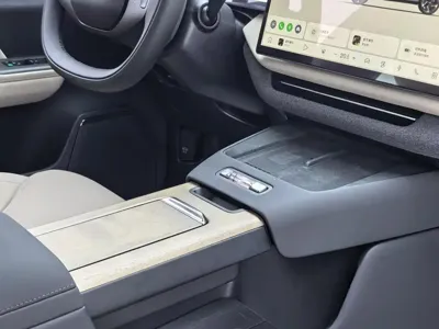 Volvo 沃尔沃XC70插电式混动