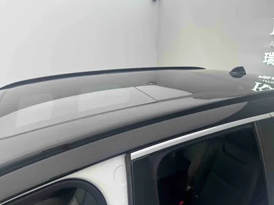 Nio ES8