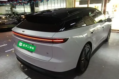 Li Auto Li Auto i6