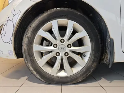 Hyundai Elantra Langdong