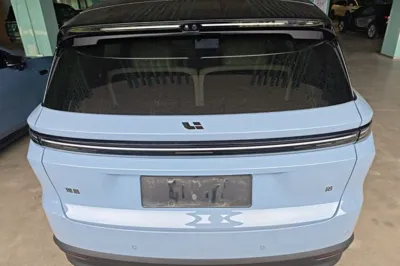 Li Auto Li Auto i8
